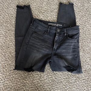 American Eagle Distressed Jeans
